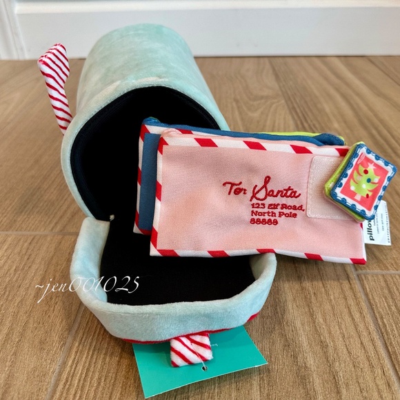 Christmas Letters to Santa Mailbox Plush Play Set 7pc - Pillowfort - Picture 16 of 16